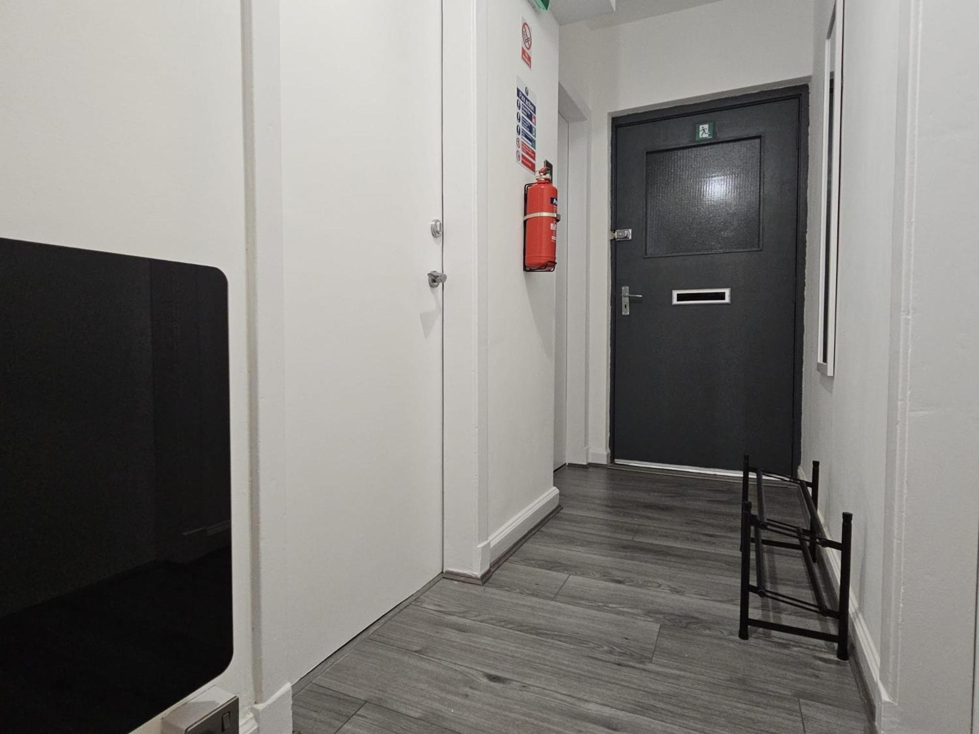 Regina Apartment In Fort William Exterior photo